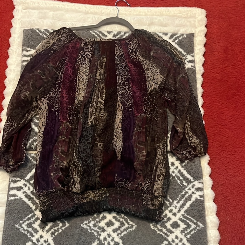 Women’s Sheer Patterned Blouse - Burgundy/Black - Picture 7 of 7
